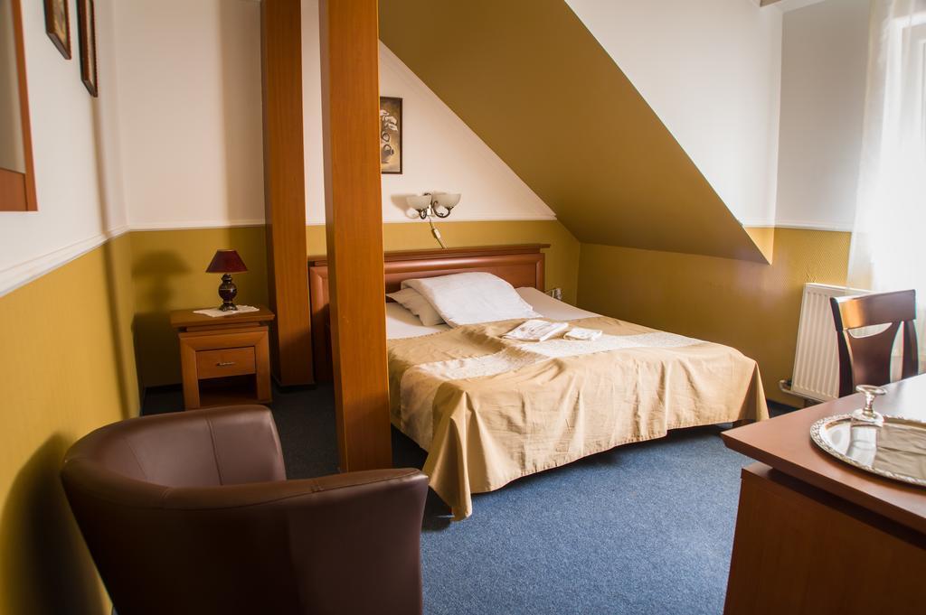 Guest house Ambrozia Szallashely Es Etterem
