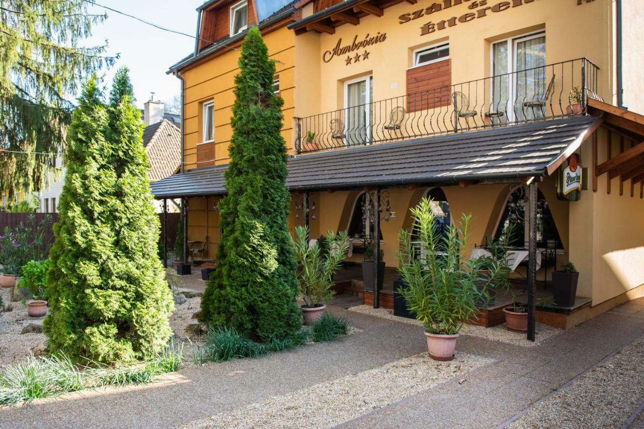 Pensión Ambrózia és étterem